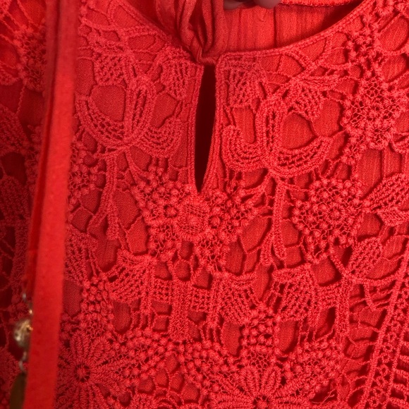 One World 3/4 Pullover Coral Blouse with Crochet Detail  Size Small - Picture 3 of 10